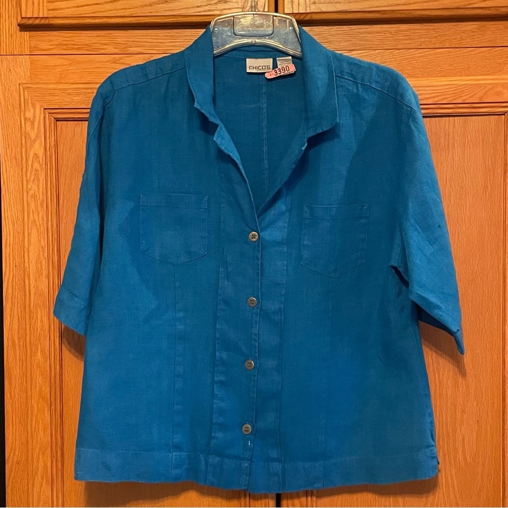 Chico's Vibrant Blue Top button down front w/collar Chico’s size 2=medium linen